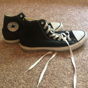 Classic high top black converse